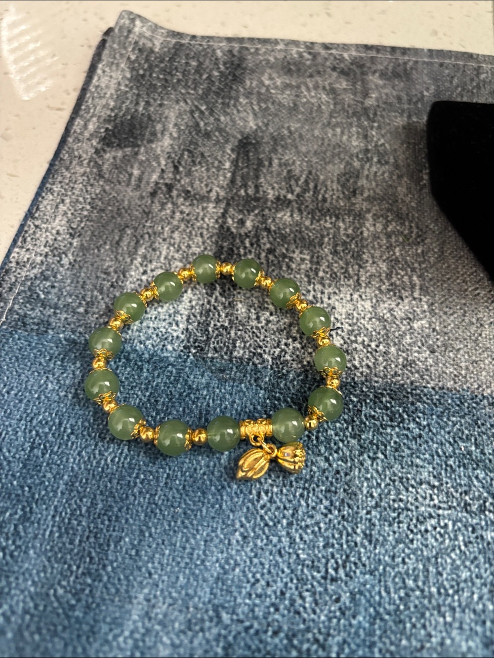 Green Beaded Bracelet with Gold Accents - Unbranded